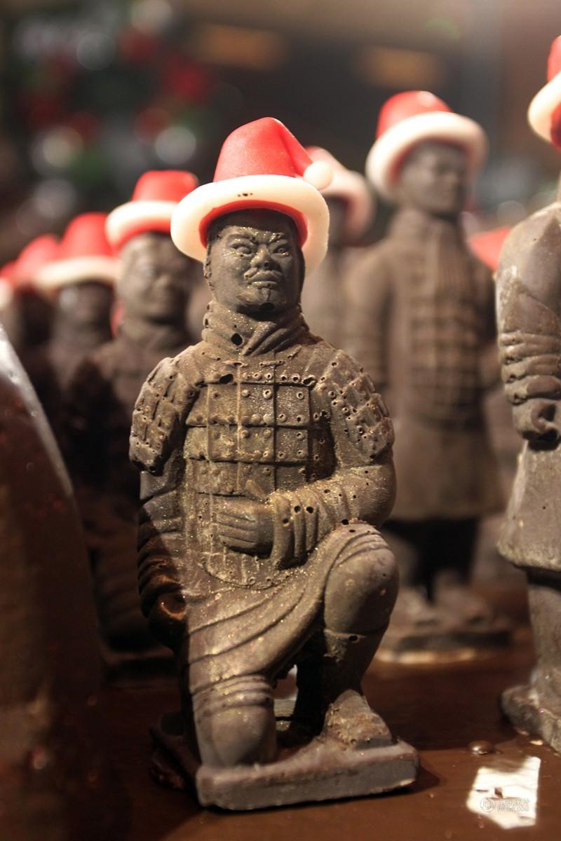 Figuras de chocolate de guerreros y caballos en hotel de Xi'an