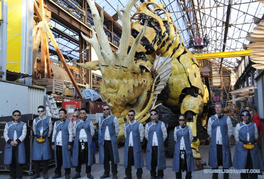 Mecánico dragón caballo en Nantes, Francia