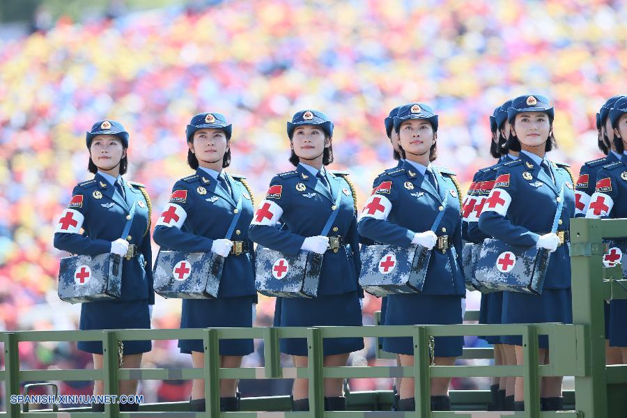 Tropas femeninas destacan en desfile del Día de la Victoria de China