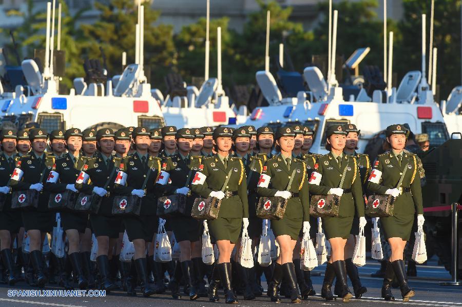 Tropas femeninas destacan en desfile del Día de la Victoria de China