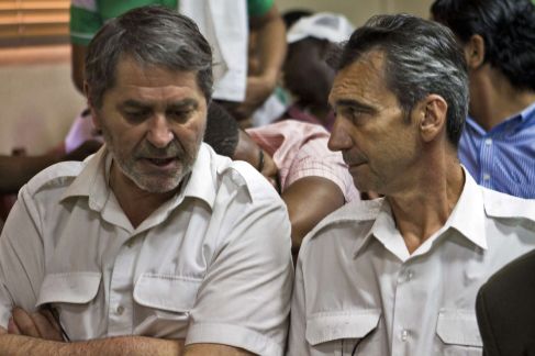 Dos pilotos franceses condenados por narcotráfico escapan del Caribe en operación secreta
