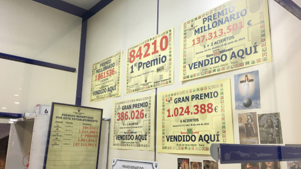 Un chino gana la lotería dos veces en Espa?a, un total de 137 millones de euros