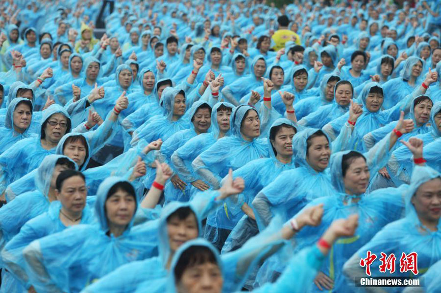 Nuevo récord Guinness: 30mil personas bailan en una plaza