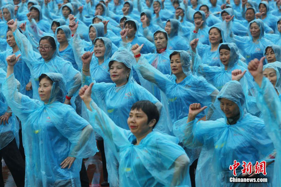 Nuevo récord Guinness: 30mil personas bailan en una plaza