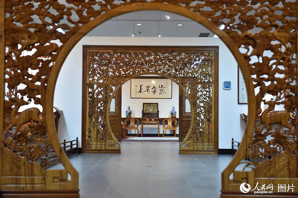 Un grandioso museo en Beijing rinde homenaje al sándalo rojo