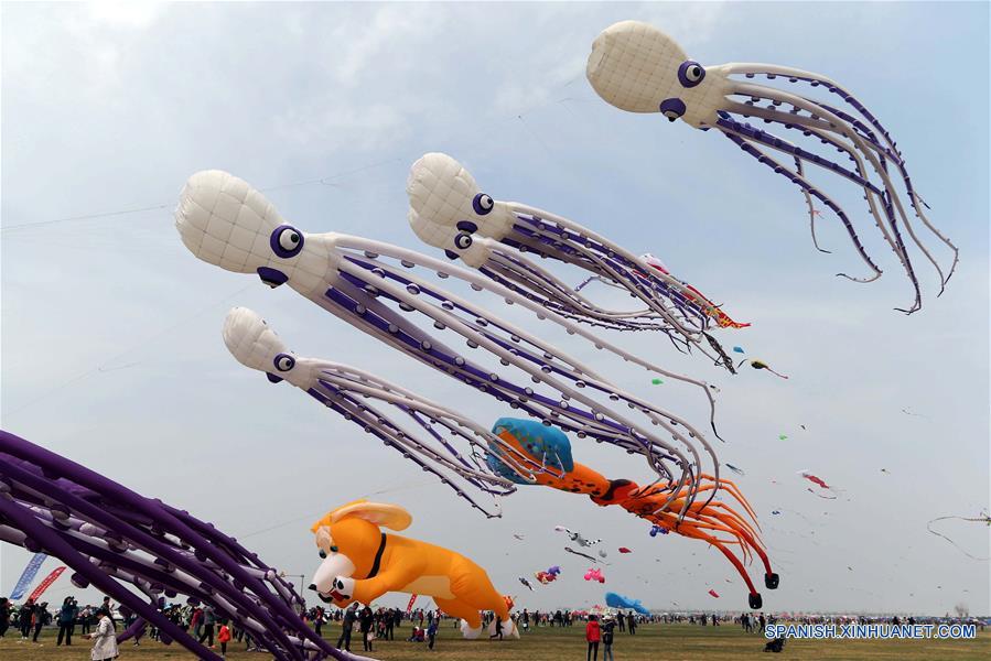 Una feria de cometas llevada a cabo en Weifang