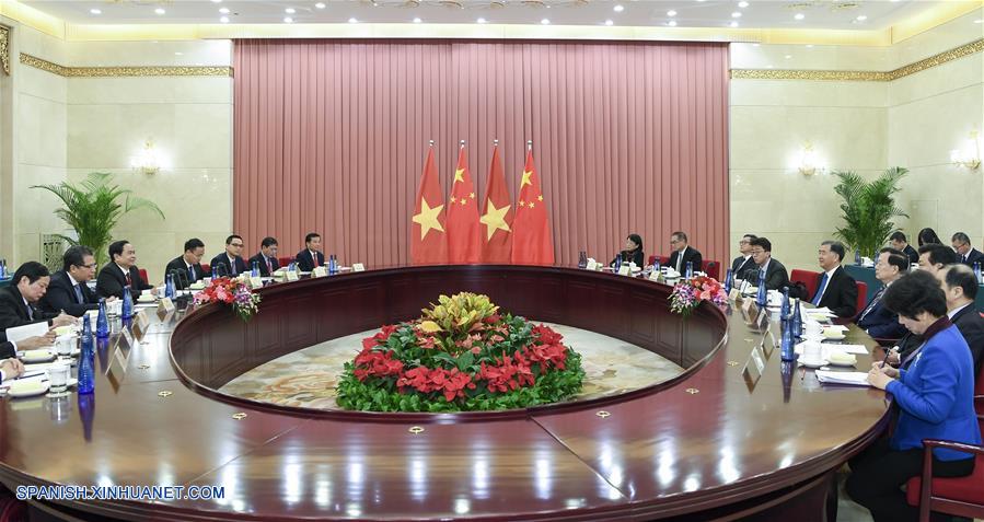 Líderes chinos se reúnen con presidente de Frente de la Patria de Vietnam