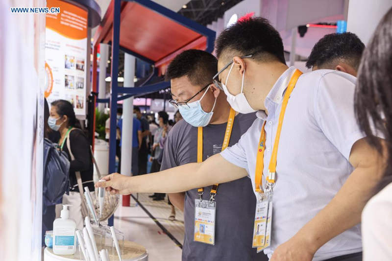 Exposición Internacional de Consumo de China debuta como referente mundial