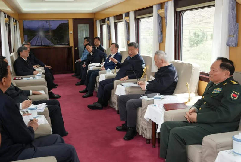 Xi visita ciudad de Nyingchi en la región autónoma del Tíbet