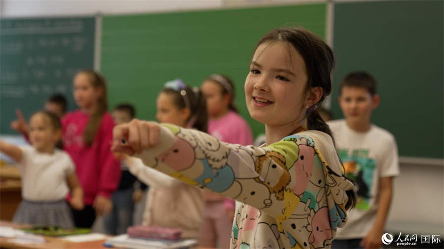 El encanto de los intercambios culturales en la escuela bilingüe sino-húngara de Hungría