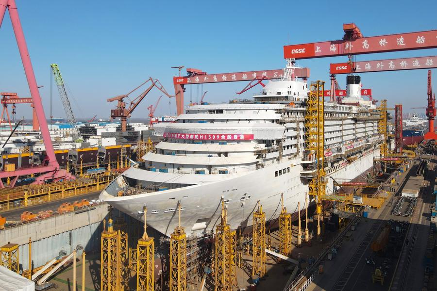 El crucero Adora Flora City en construcción en Shanghai Waigaoqiao Shipbuilding Co., Ltd. en Shanghai, en el este de China, el 15 de enero de 2025. (Xinhua/Fang Zhe) 