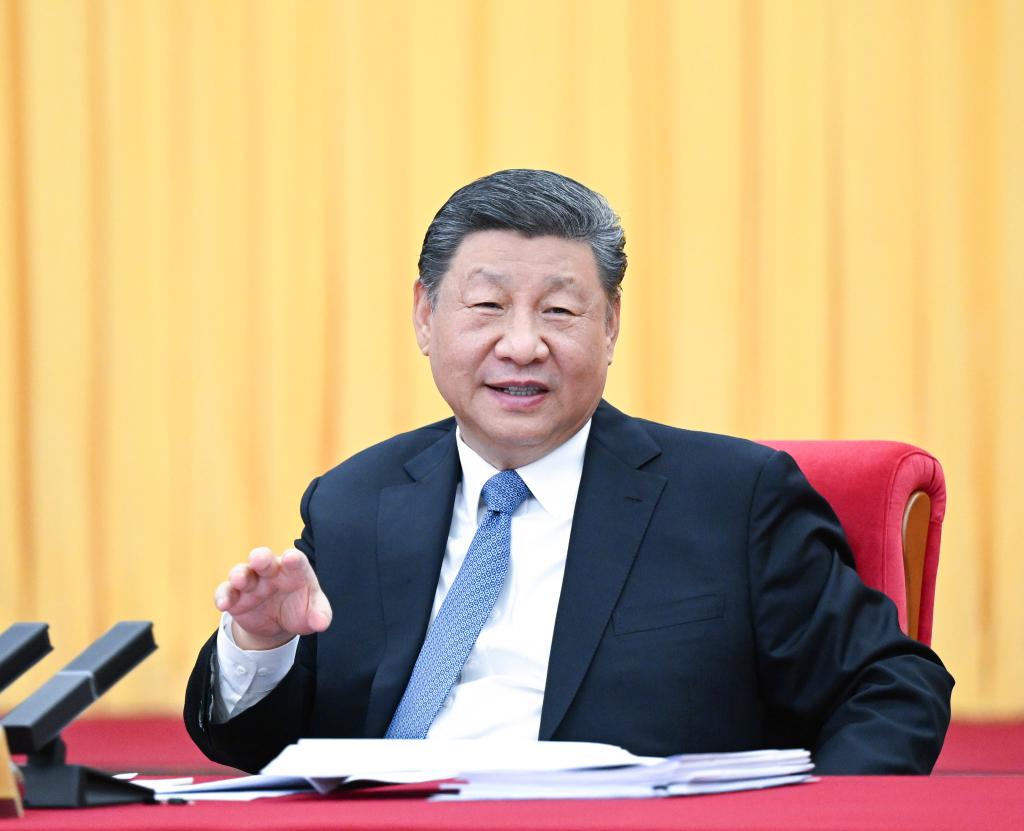 Xi destaca papel de educación en apoyo a desarrollo de ciencia, tecnología y talento
