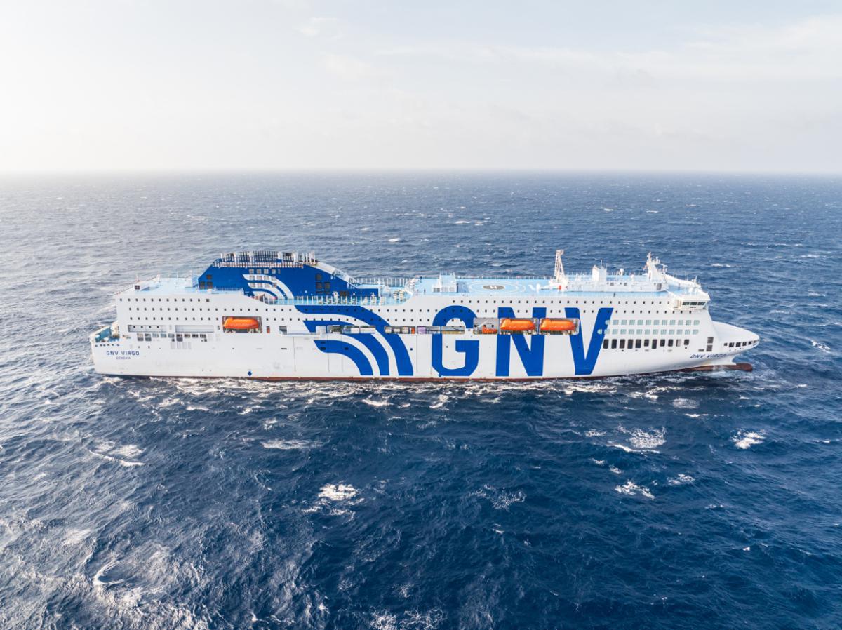 China entrega el primer buque ro-ro de lujo de doble combustible GNV·VIRGO